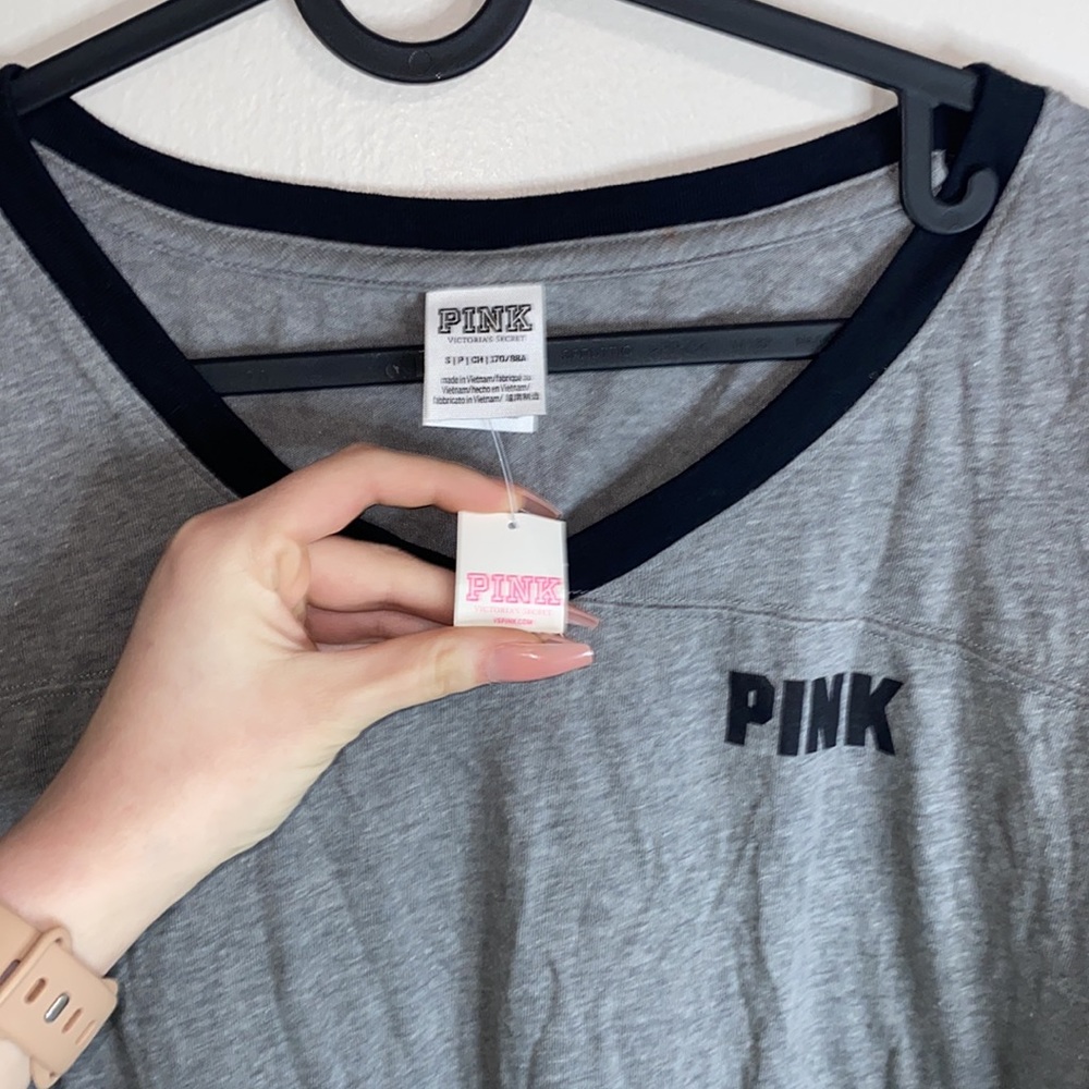 🛍️NWT PINK Grey t-shirt! - Picture 4 of 8